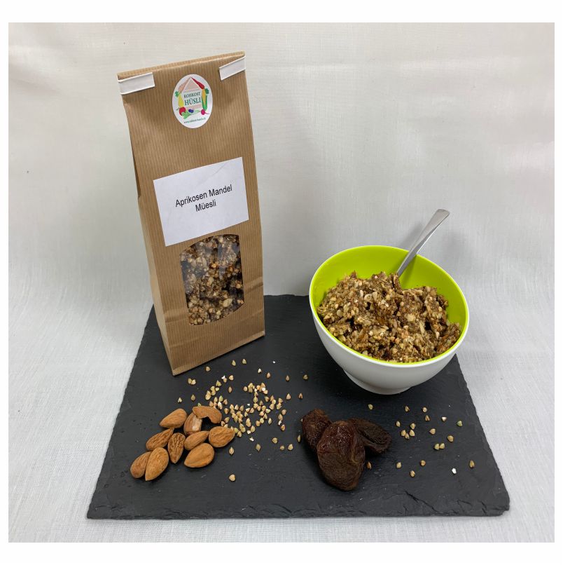 Apricot muesli raw food