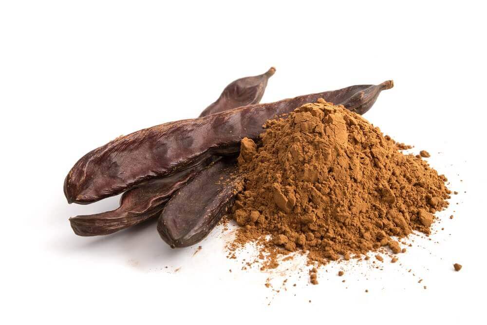 Carob-Pulver-und-Schoten Carob-Pulver und Schoten
